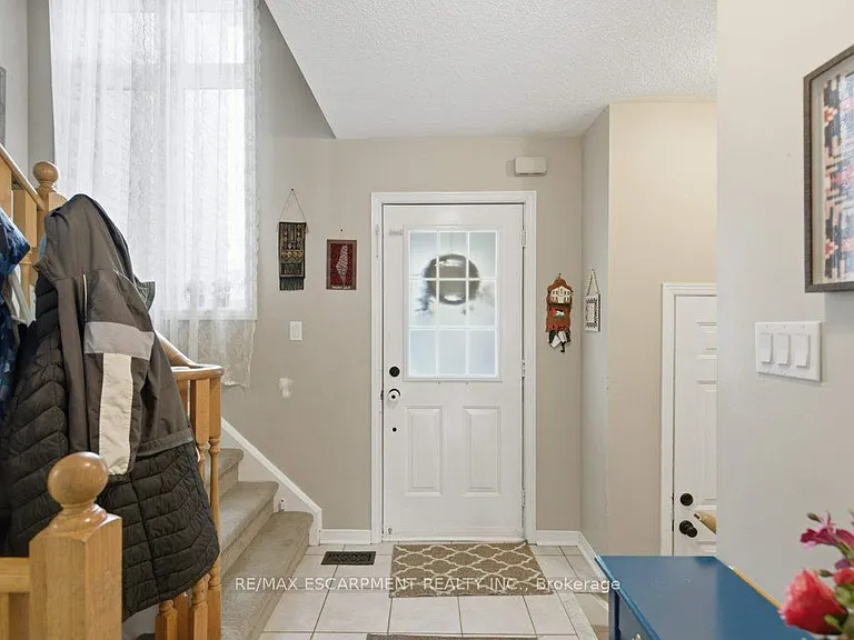 2406 Lazio Ln — Photo 4