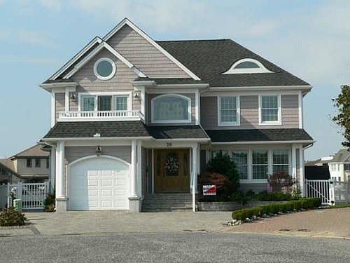 1st image of 26 Grenada Ln