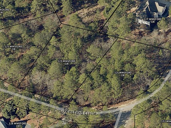 2nd image of 123 Winsford Cir