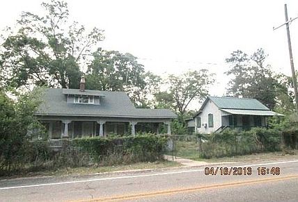 2nd image of 313 Richmond St