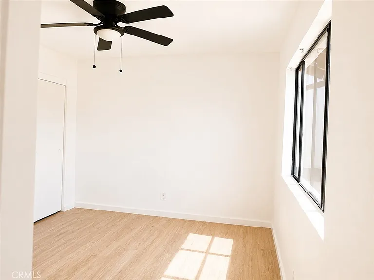 3209 Clay St — Photo 28