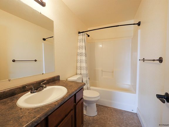 5th image of 4209 Moraine St