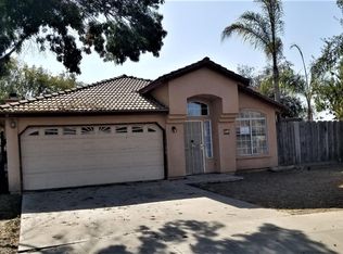 525 Boxwood Ct, Tulare, CA 93274