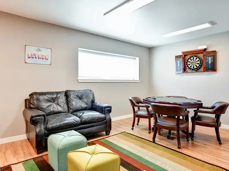 Renova Flats — Photo 1