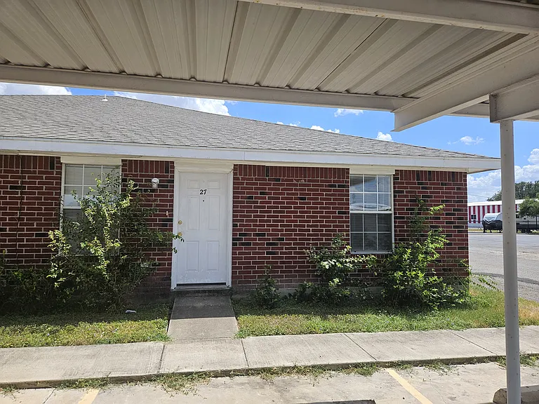 2508 E Business Highway 83 #27 — Photo 1