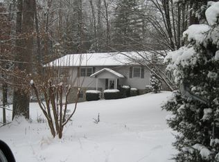605 Golf View Dr, Franklin, NC 28734