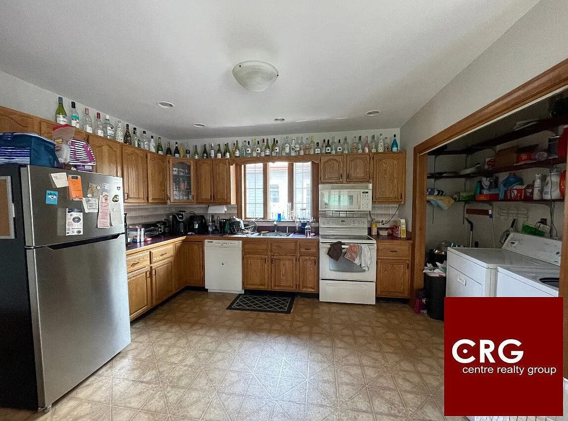 3 bed, 1.0 bath, 1000 sqft, $4,250 — Photo 2