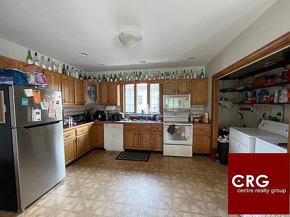 2nd image of 36 Sunset Rd #1
