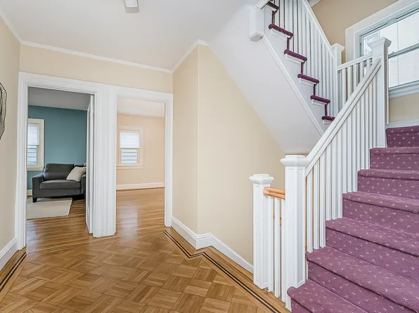 1917 Glenwood Road image 21 of 36