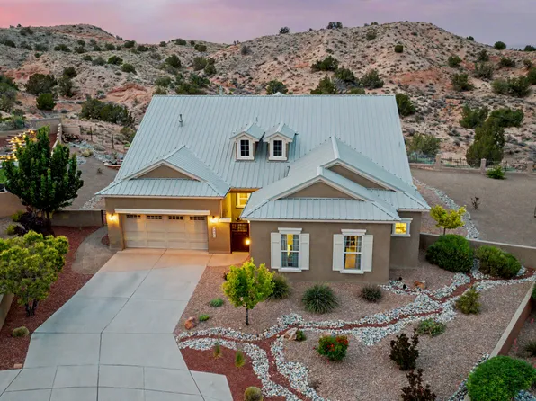 2305 Desert View Rd NE, Rio Rancho, NM 87144