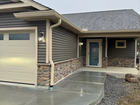 113 Willows End #113, Bellefontaine, OH 43311