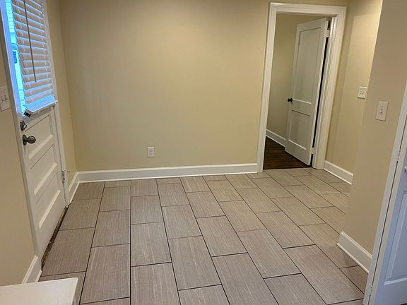 5th image of 1110 Inglewood Dr