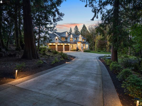 14307 NW 50th Ct, Vancouver, WA 98685
