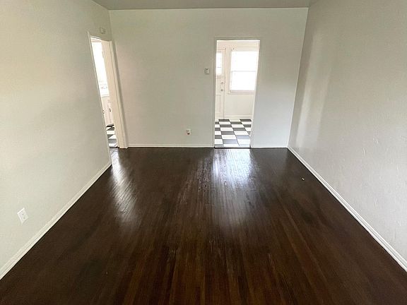 5th image of 4251 N Bellflower Blvd