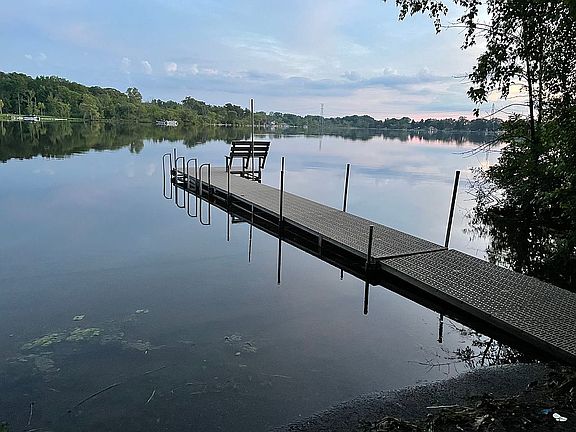 5th image of 1440 Woodbridge Ln