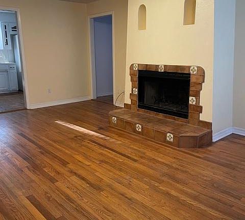 3rd image of 607 N Sequoyah Dr