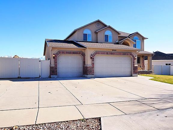 3rd image of 8089 S Ponds Lodge Dr