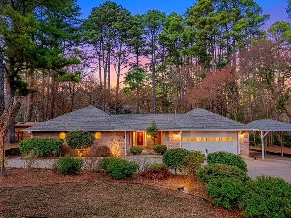 1633 Brookhollow Dr, Hideaway, TX 75771