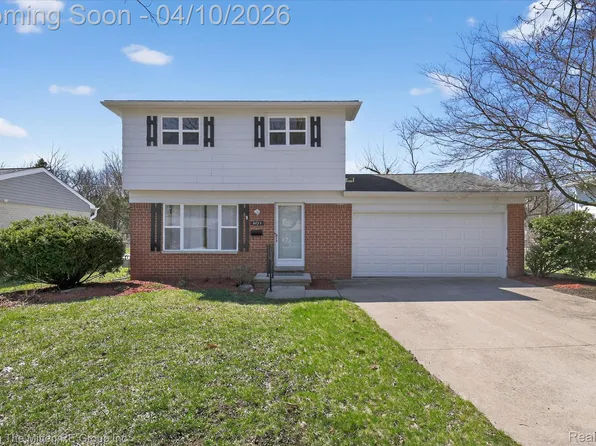 8672 Hemlock Ct, Ypsilanti, MI 48198
