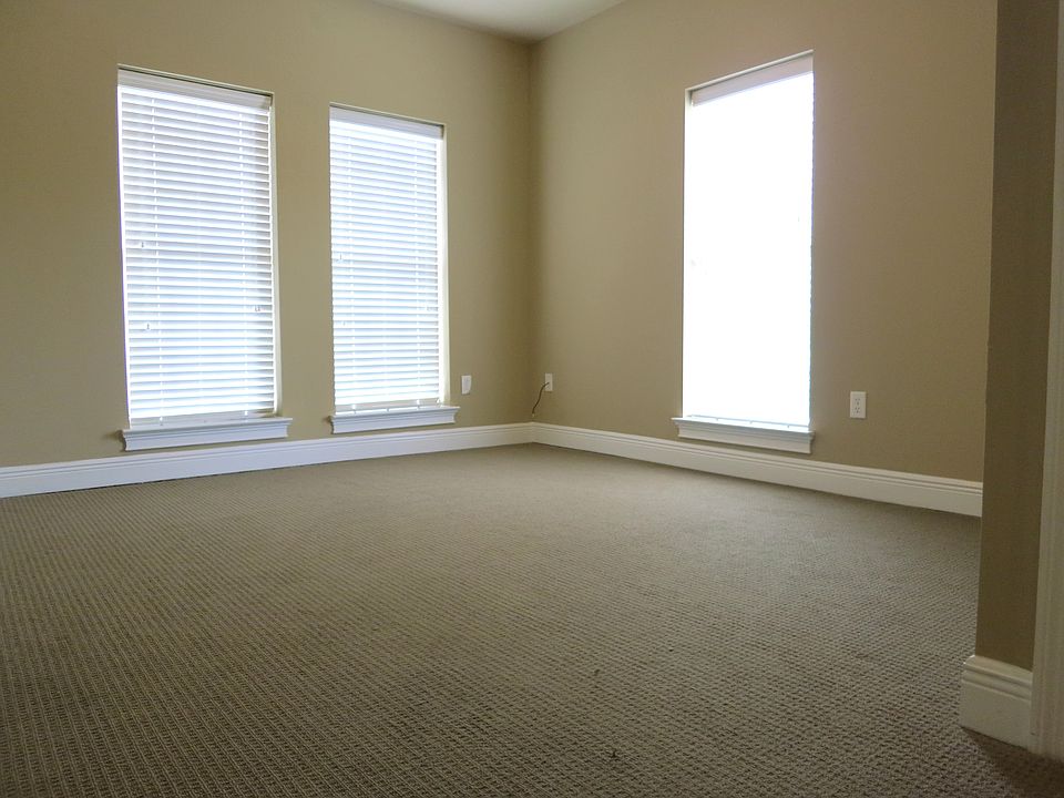 1st image of 700 15th St Unit 2401