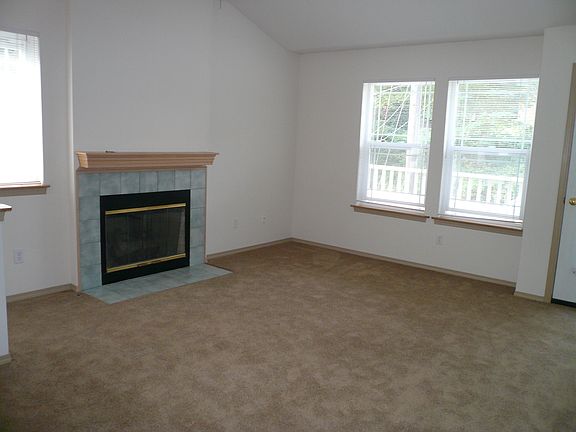 Living Room/ Family Room 
