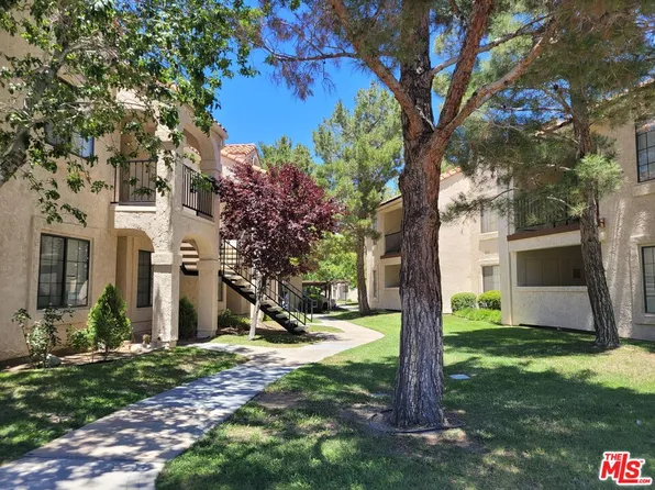 2554 Olive Dr APT 161, Palmdale, CA 93550
