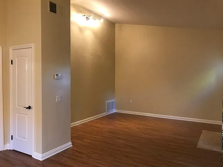 502 Sea Cliff Way — Photo 4