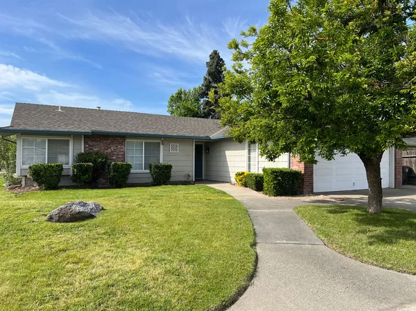 838 El Dorado St, Manteca, CA 95337