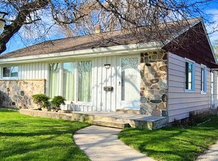 7944 W Fiebrantz Ave, Milwaukee, WI 53222