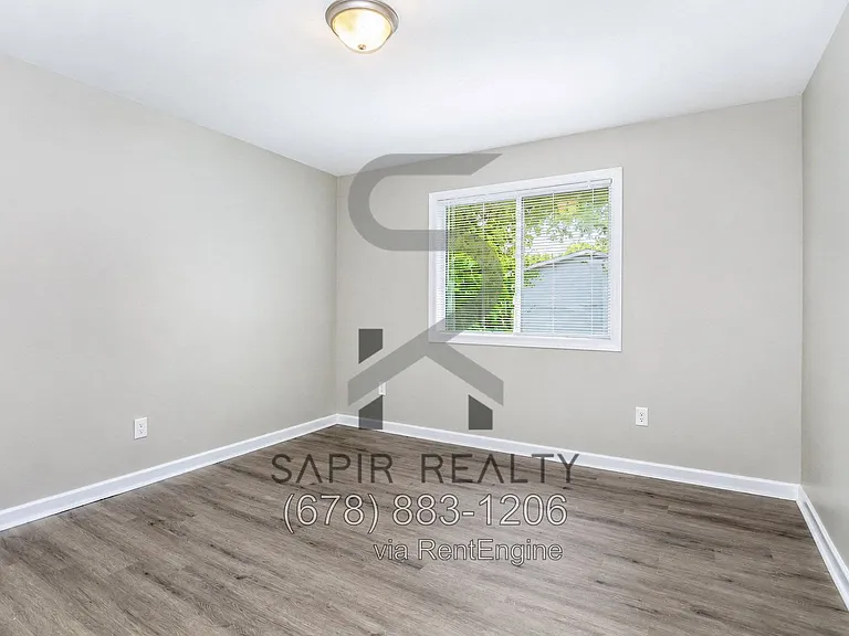 359 Lanier St NW #6 — Photo 8