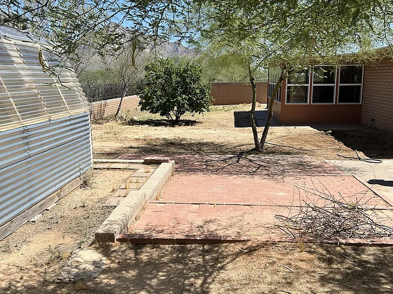 11830 N Joi Dr — Photo 29