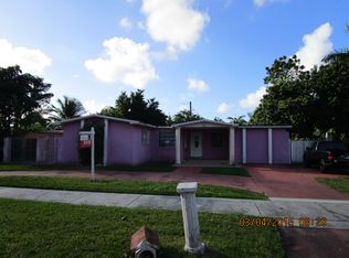 9800 SW 49th St, Miami, FL 33165