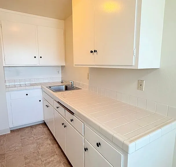 627 Dowling Blvd — Photo 7