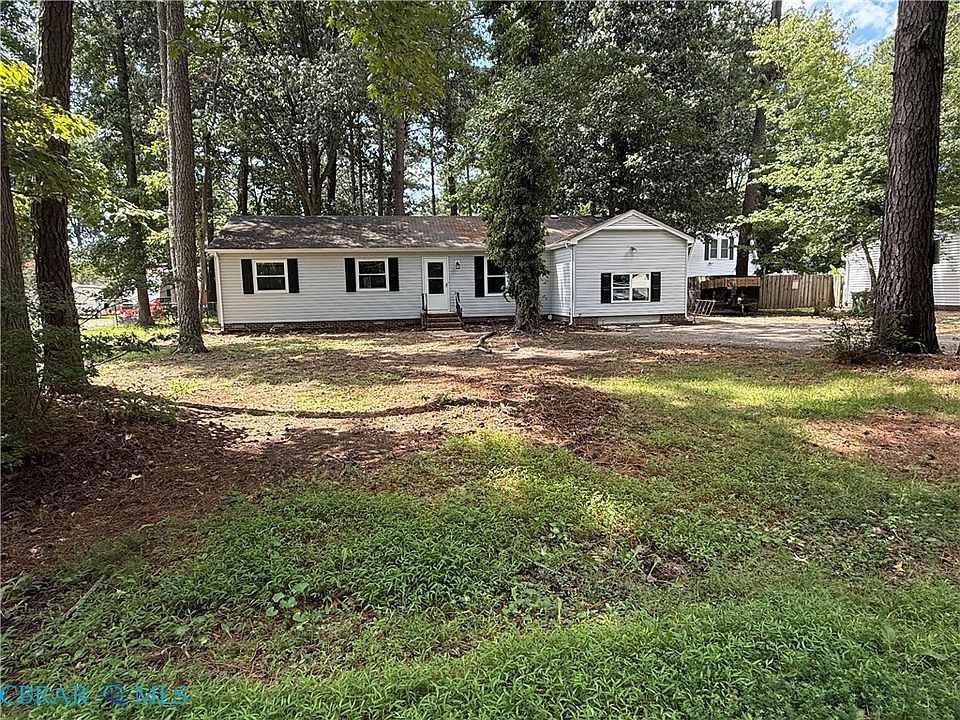 1st image of 2034 Yacht Club Rd