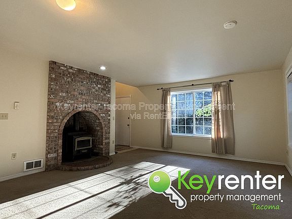 2nd image of 1051 Paiute Trl