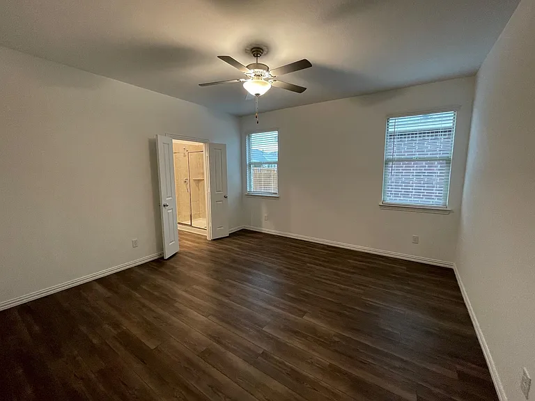 3700 Milkweed Rd — Photo 4