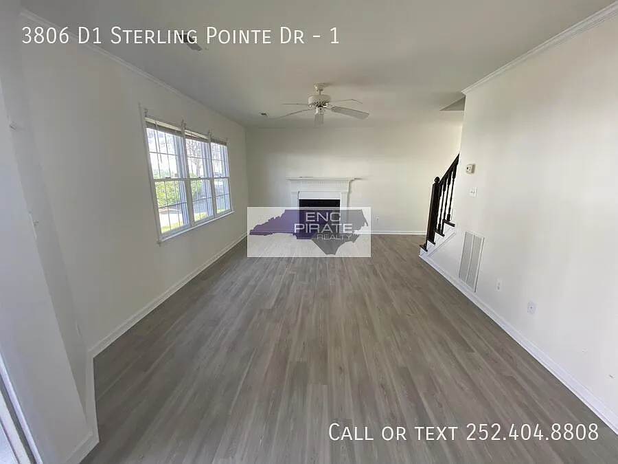 3 bed, 2.5 bath, 1453 sqft, $1,250 — Photo 2