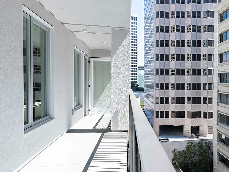 Residences at Lake Merritt — Photo 18
