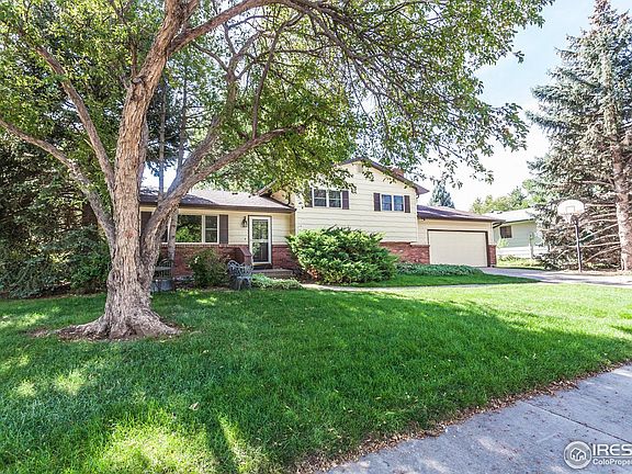 3rd image of 1807 Essex Dr