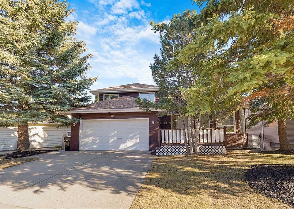1st image of 84 W Strathlorne Cres SW