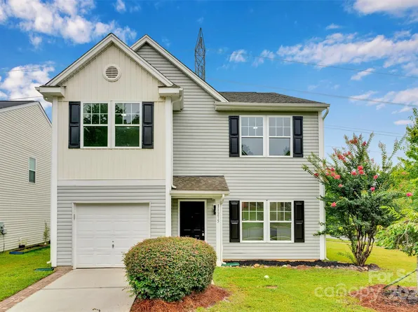 11235 Breezehill Ln, Charlotte, NC 28262