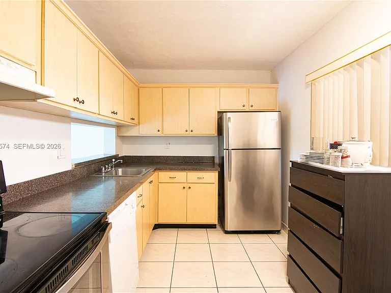 8600 SW 133rd Avenue Rd #320 — Photo 7