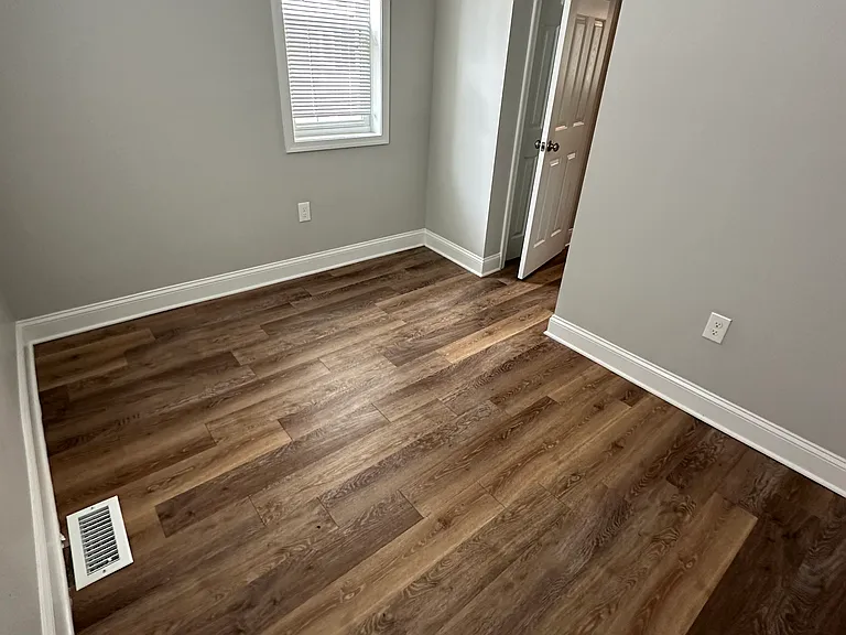 812 Jack St — Photo 8