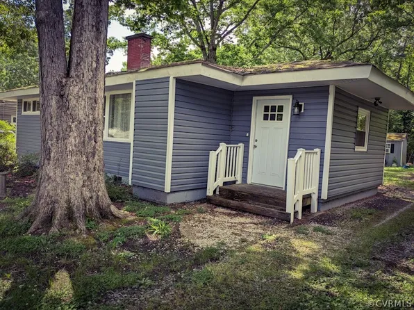 2501 Aldridge Ave N, Colonial Heights, VA 23834