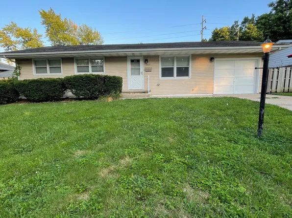 2204 Whitefield Rd, Springfield, IL 62704