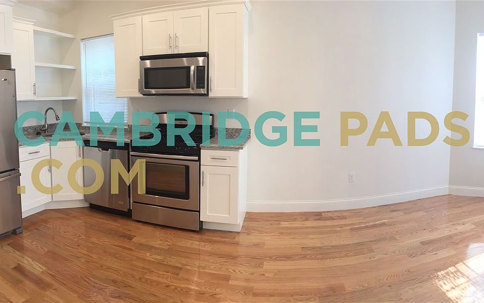 1477851710-living-room-kitchen[1]