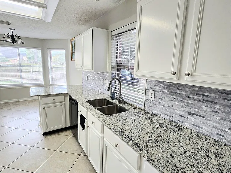 14335 Berrington Dr — Photo 4