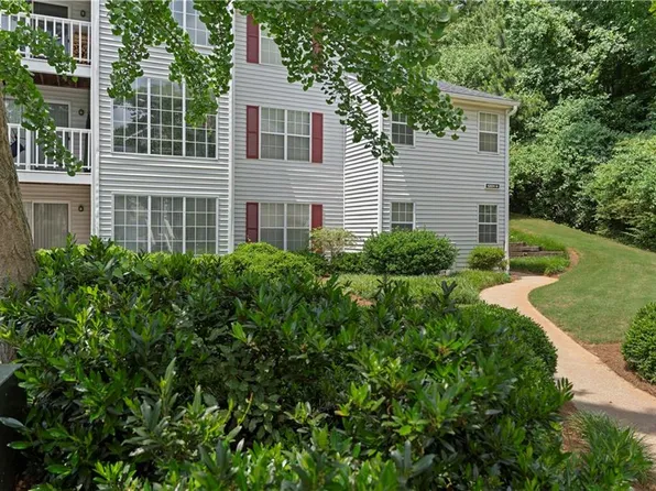 1301 Glenleaf Dr Unit 1301, Peachtree Corners, GA 30092