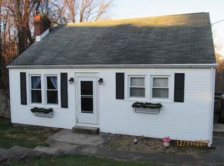 1631 1/2 Ravina Rd, Charleston, WV 25314