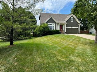 20690 W 126th Pl, Olathe, KS 66061